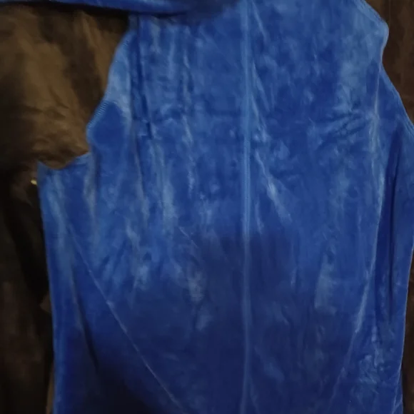 Everlast Blue and Black Zip Up Sweater - Picture 5 of 6